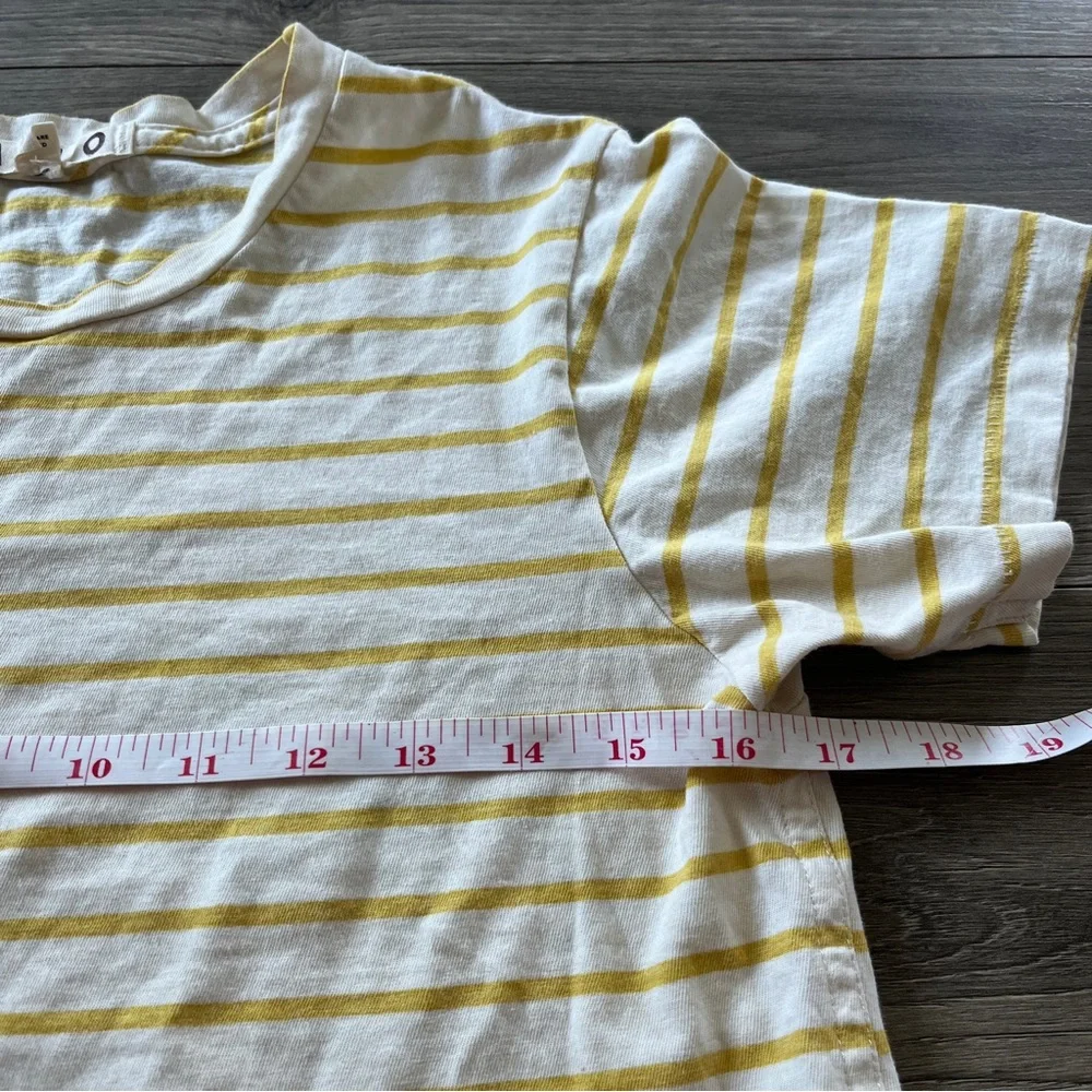 AMO Revolve Womens Yellow Ivory Short Sleeve Shirt Size Small USA Made - Picture 4 of 6